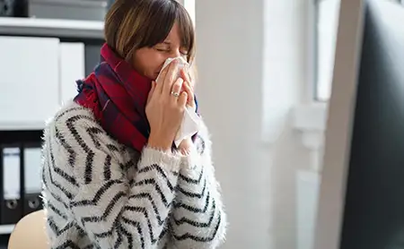 Prevenir los brotes de gripe en el trabajo